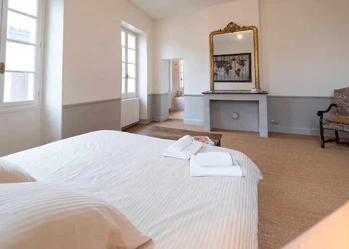 Belvedere De Montmiral Castelnau-de-Montmiral