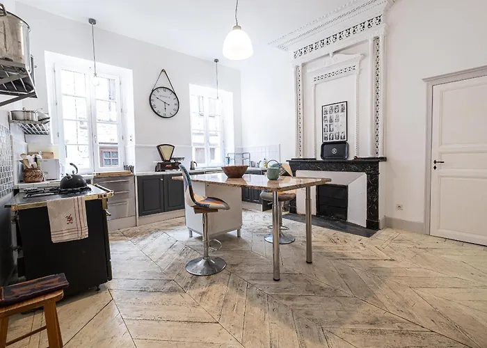 Belvedere De Montmiral Castelnau-de-Montmiral