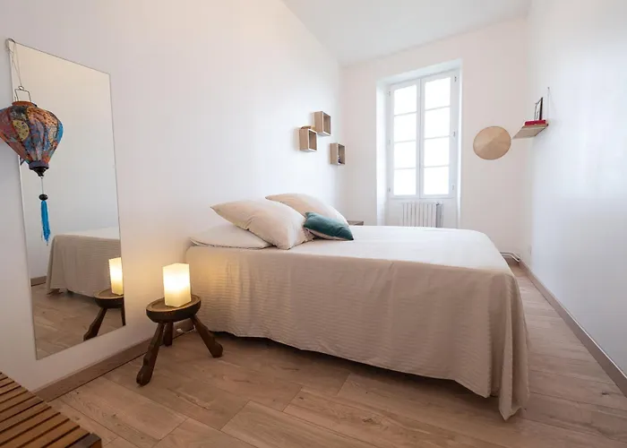 Belvedere De Montmiral בית נופש *