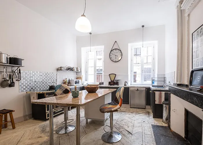 בית נופש Belvedere De Montmiral *